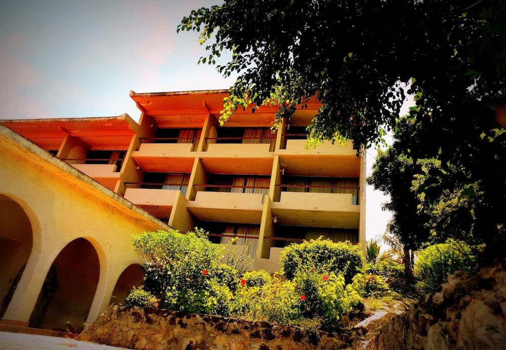 Hotel Piedras De Sol Solaris Morelos Тлальтисапан Экстерьер фото